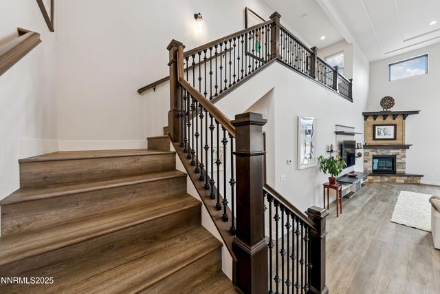 912 Holstein Court, Gardnerville, NV 89460