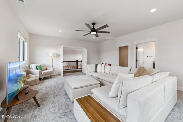 912 Holstein Court, Gardnerville, NV 89460