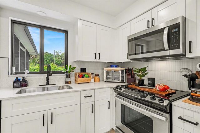 73 CARDINAL DRIVE, North Fort Myers, FL 33917