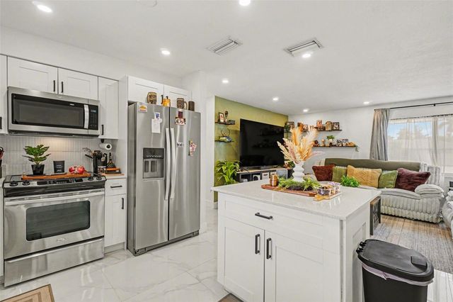 73 CARDINAL DRIVE, North Fort Myers, FL 33917