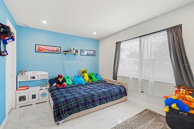 73 CARDINAL DRIVE, North Fort Myers, FL 33917