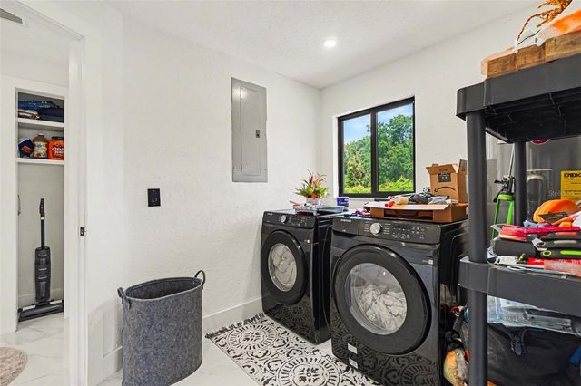 73 CARDINAL DRIVE, North Fort Myers, FL 33917