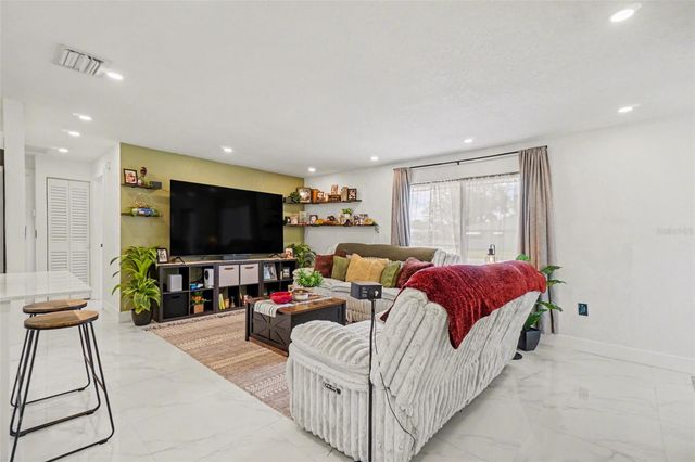 73 CARDINAL DRIVE, North Fort Myers, FL 33917