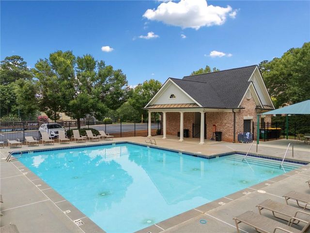 1847 Brackendale NW Road, Kennesaw, GA 30152