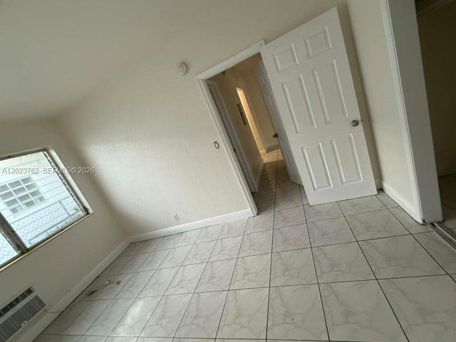 725 83rd St 2, Miami Beach, FL 33141