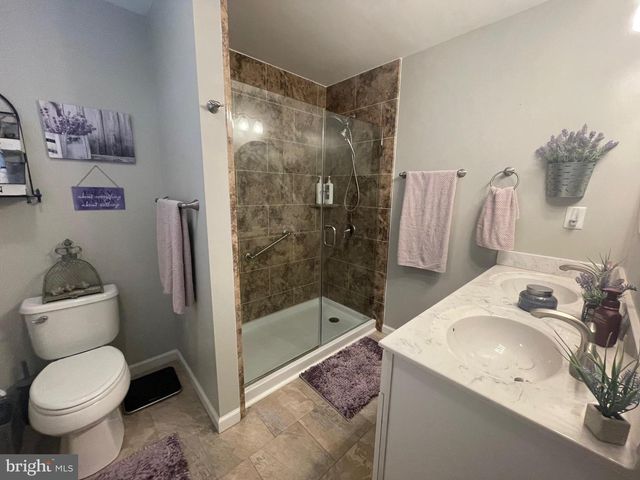 559 HARVEST DR, Romney, WV 26757
