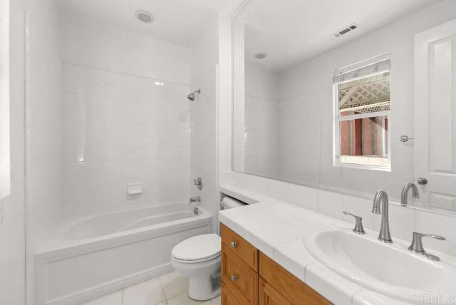 1004 Red Granite Rd, Chula Vista, CA 91913