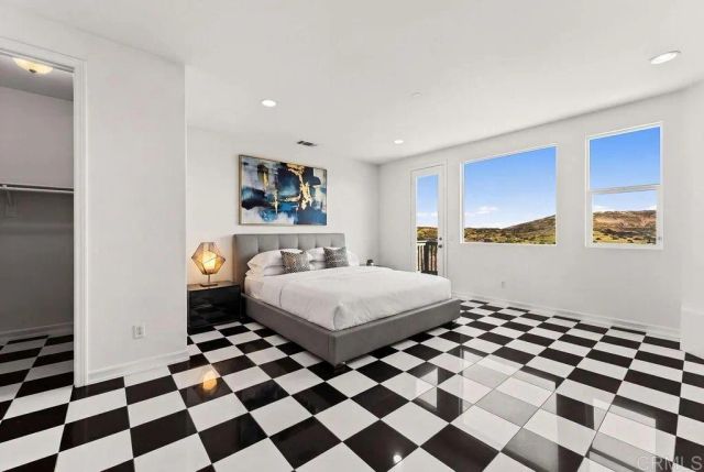 1004 Red Granite Rd, Chula Vista, CA 91913