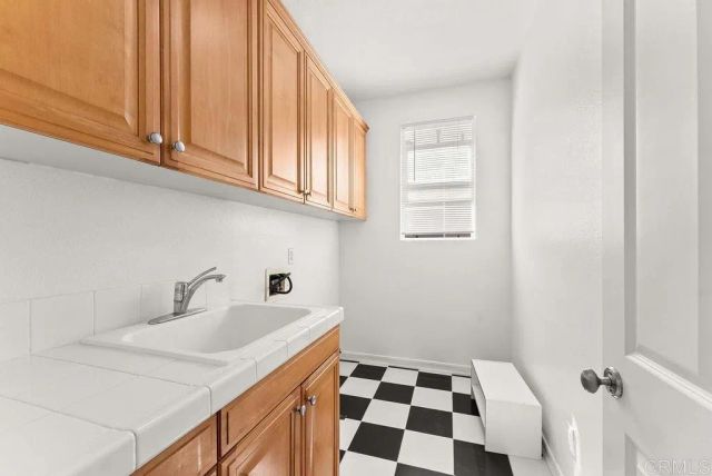 1004 Red Granite Rd, Chula Vista, CA 91913