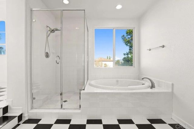 1004 Red Granite Rd, Chula Vista, CA 91913