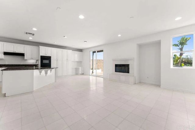 1004 Red Granite Rd, Chula Vista, CA 91913