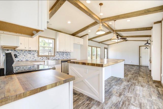 11231 E Jacinto Drive, Houston, TX 77044