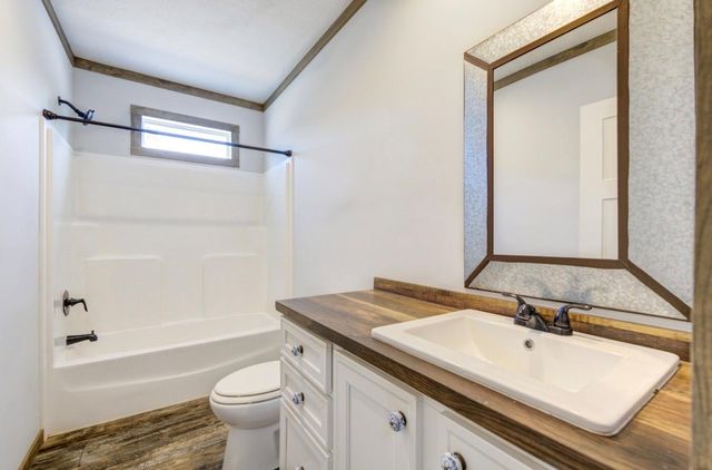11231 E Jacinto Drive, Houston, TX 77044