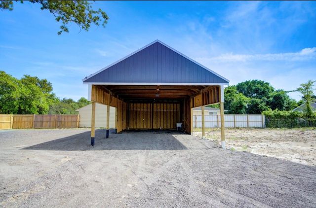 11231 E Jacinto Drive, Houston, TX 77044