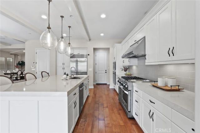 10 Shadybend, Irvine, CA 92602