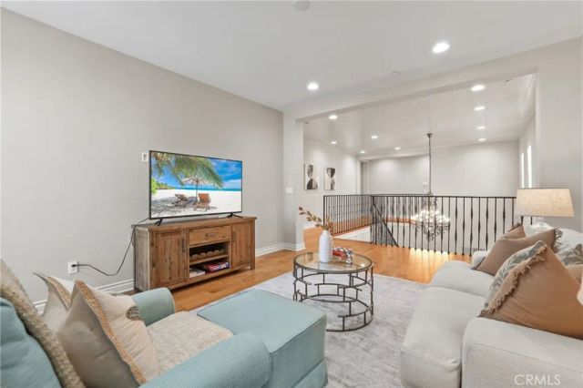 10 Shadybend, Irvine, CA 92602