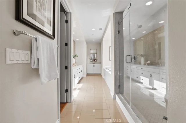 10 Shadybend, Irvine, CA 92602