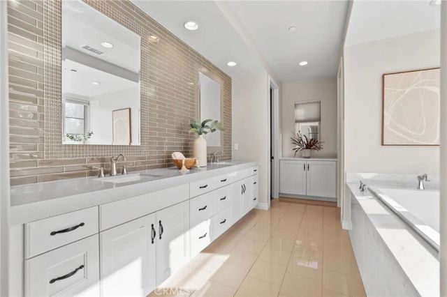 10 Shadybend, Irvine, CA 92602