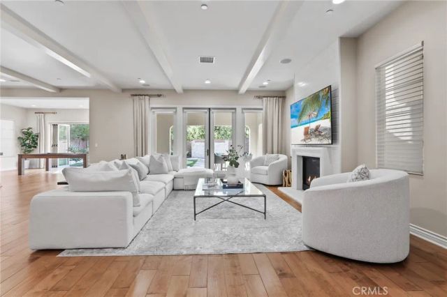 10 Shadybend, Irvine, CA 92602