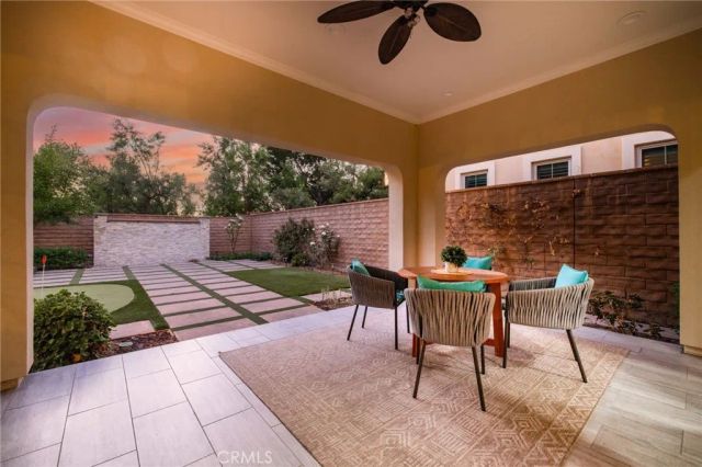 10 Shadybend, Irvine, CA 92602