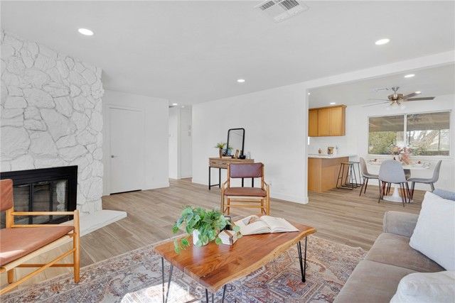 14450 Jicarilla, Apple Valley, CA 92307