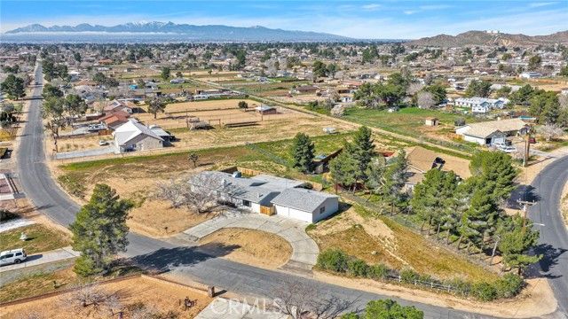 14450 Jicarilla, Apple Valley, CA 92307