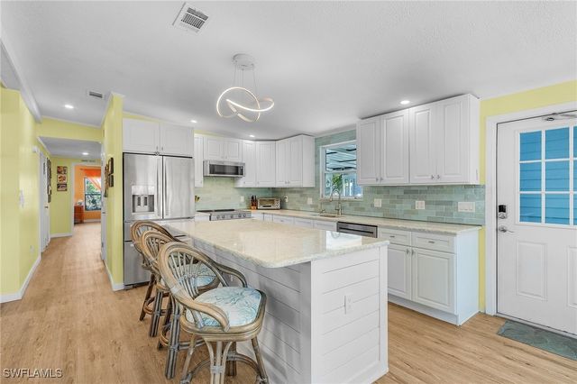 7130 Cobiac DR, St. James City, FL 33956