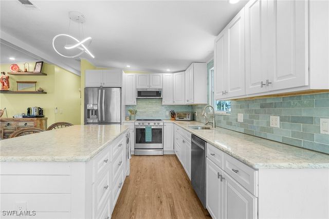 7130 Cobiac DR, St. James City, FL 33956