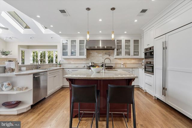 6156 TOMPKINS DR, Mclean, VA 22101