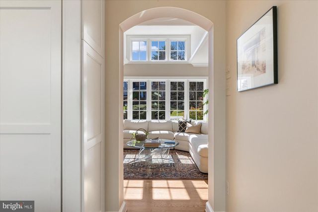 6156 TOMPKINS DR, Mclean, VA 22101