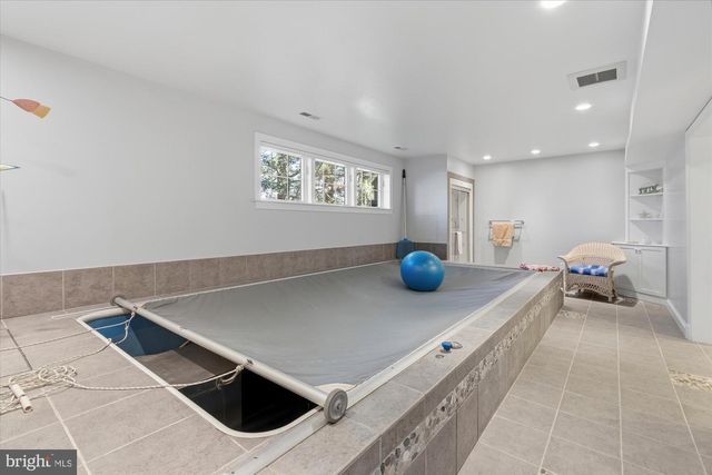 6156 TOMPKINS DR, Mclean, VA 22101