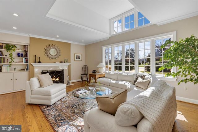 6156 TOMPKINS DR, Mclean, VA 22101