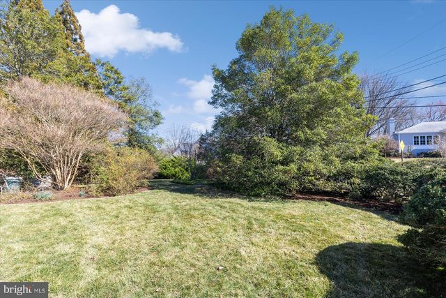 6156 TOMPKINS DR, Mclean, VA 22101