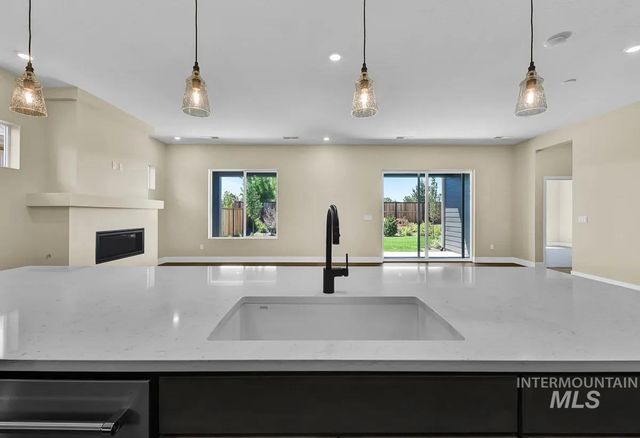 11771 S Glory Ln, Kuna, ID 83634