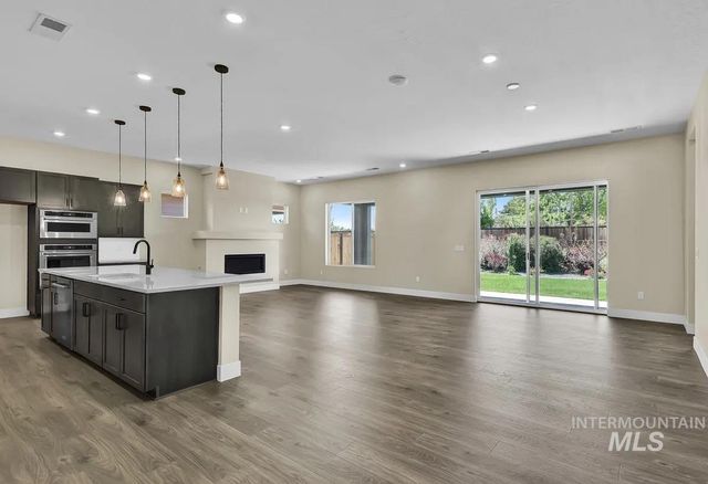 11771 S Glory Ln, Kuna, ID 83634