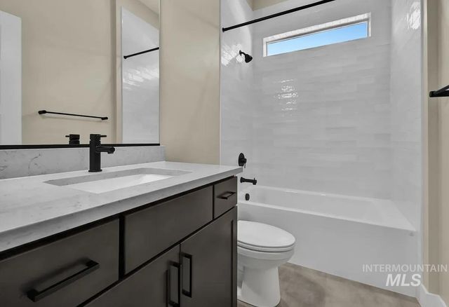 11771 S Glory Ln, Kuna, ID 83634