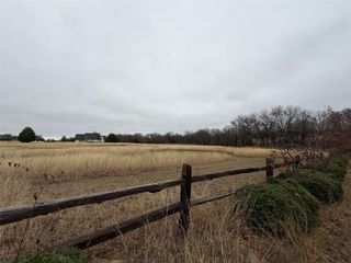 20 Golf Walk Circle, Denison, TX 75020