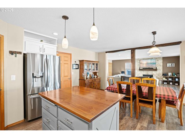 12821 Ne 43RD Cir, Vancouver, WA 98682