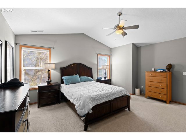 12821 Ne 43RD Cir, Vancouver, WA 98682