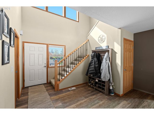 12821 Ne 43RD Cir, Vancouver, WA 98682