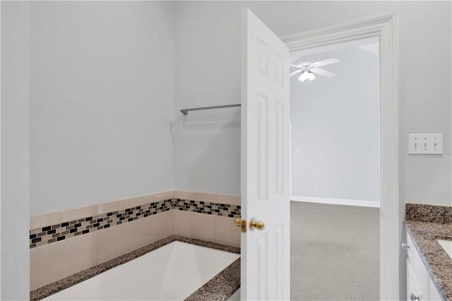 101 Fairhope Court 16, Fairhope, AL 36532