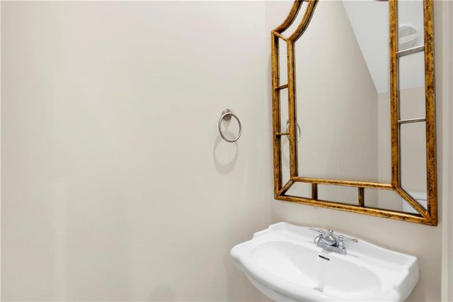 101 Fairhope Court 16, Fairhope, AL 36532