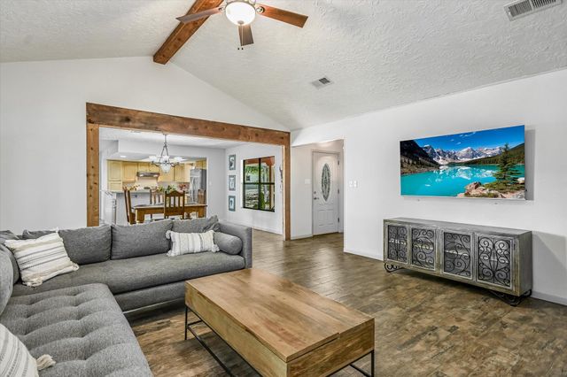 175 Fischer TRL, Wimberley, TX 78676