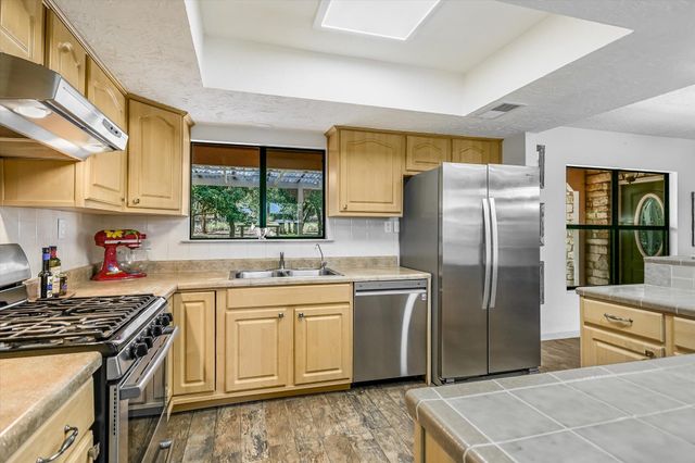 175 Fischer TRL, Wimberley, TX 78676
