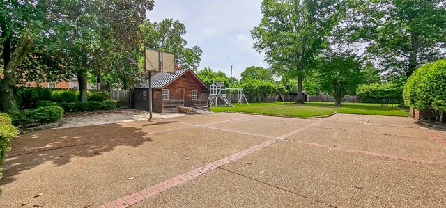 2745 FOREST HILL-IRENE RD, Germantown, TN 38139