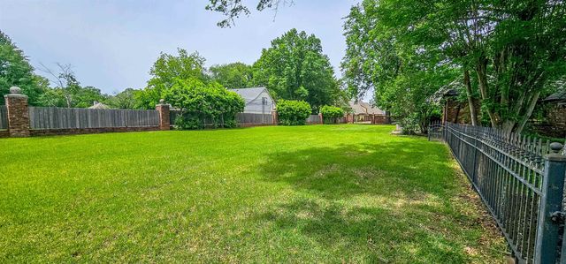 2745 FOREST HILL-IRENE RD, Germantown, TN 38139