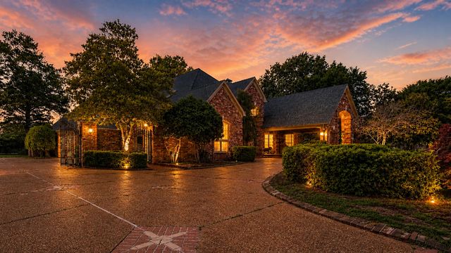 2745 FOREST HILL-IRENE RD, Germantown, TN 38139