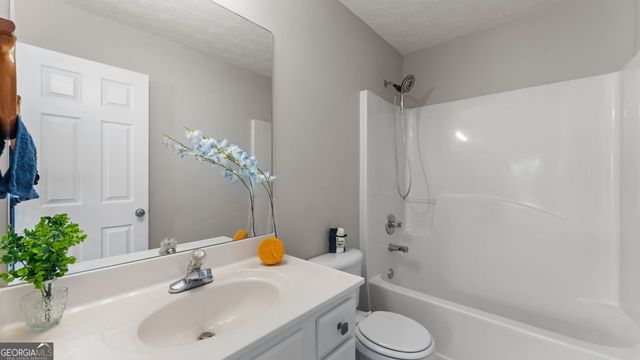 2743 Heathrow Drive, Lawrenceville, GA 30043