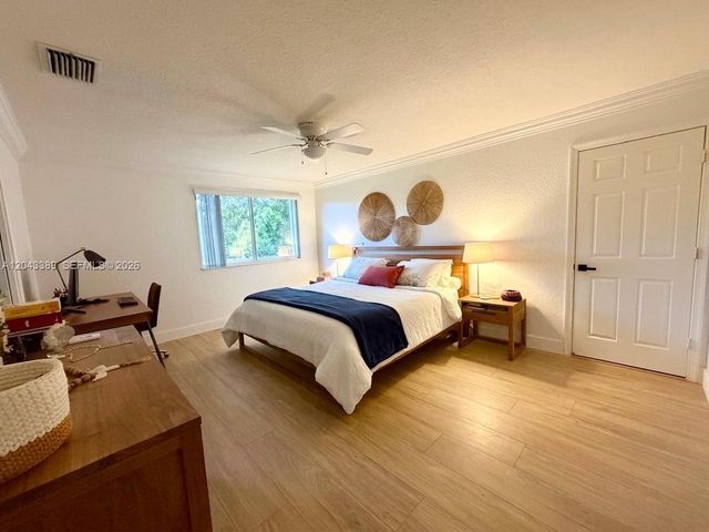 4275 Ironwood Ct, Weston, FL 33331