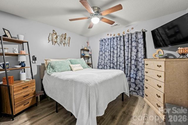 50 Farington Circle, Fletcher, NC 28732